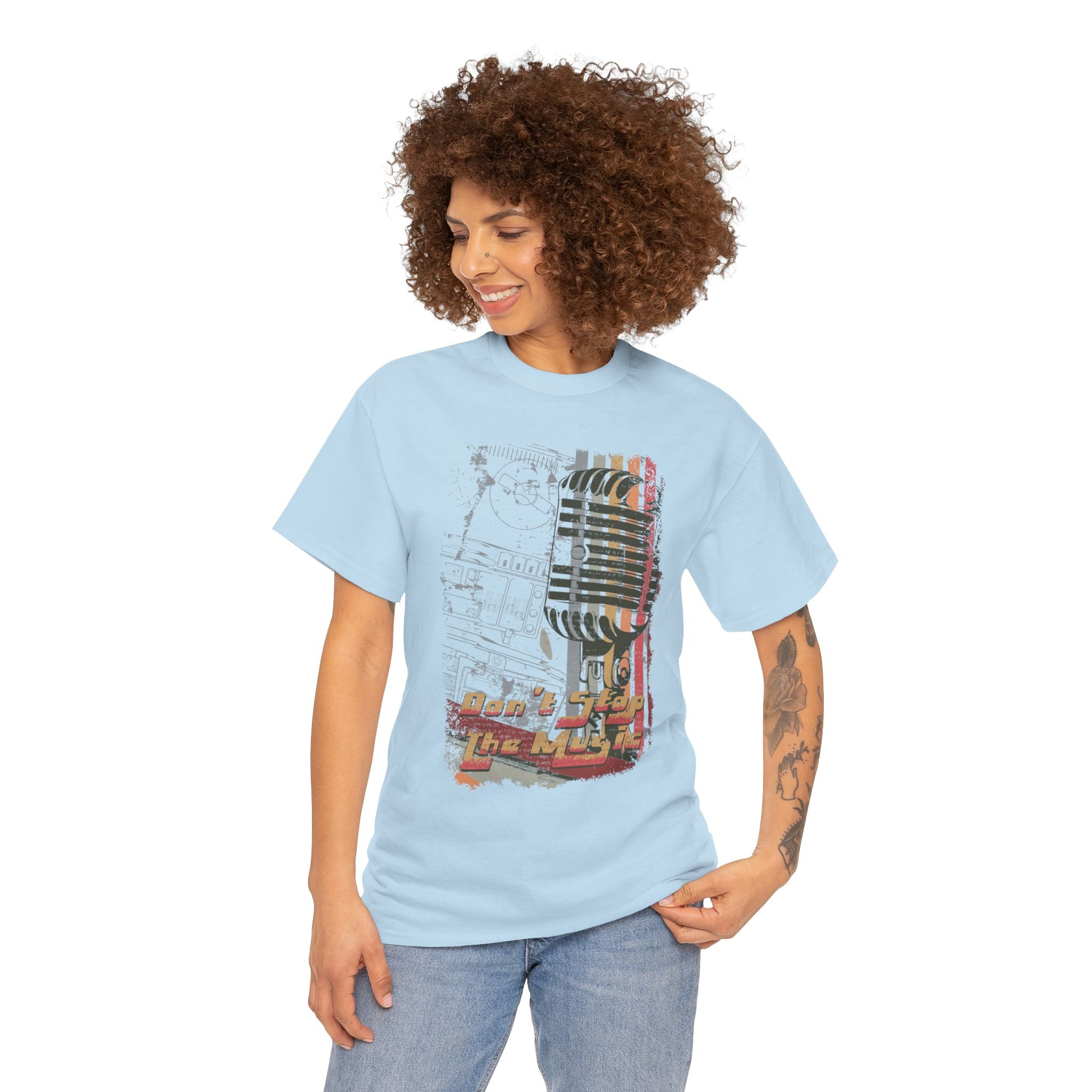 Retro Vibes – Women’s Floral Cassette Heavy Cotton T-Shirt