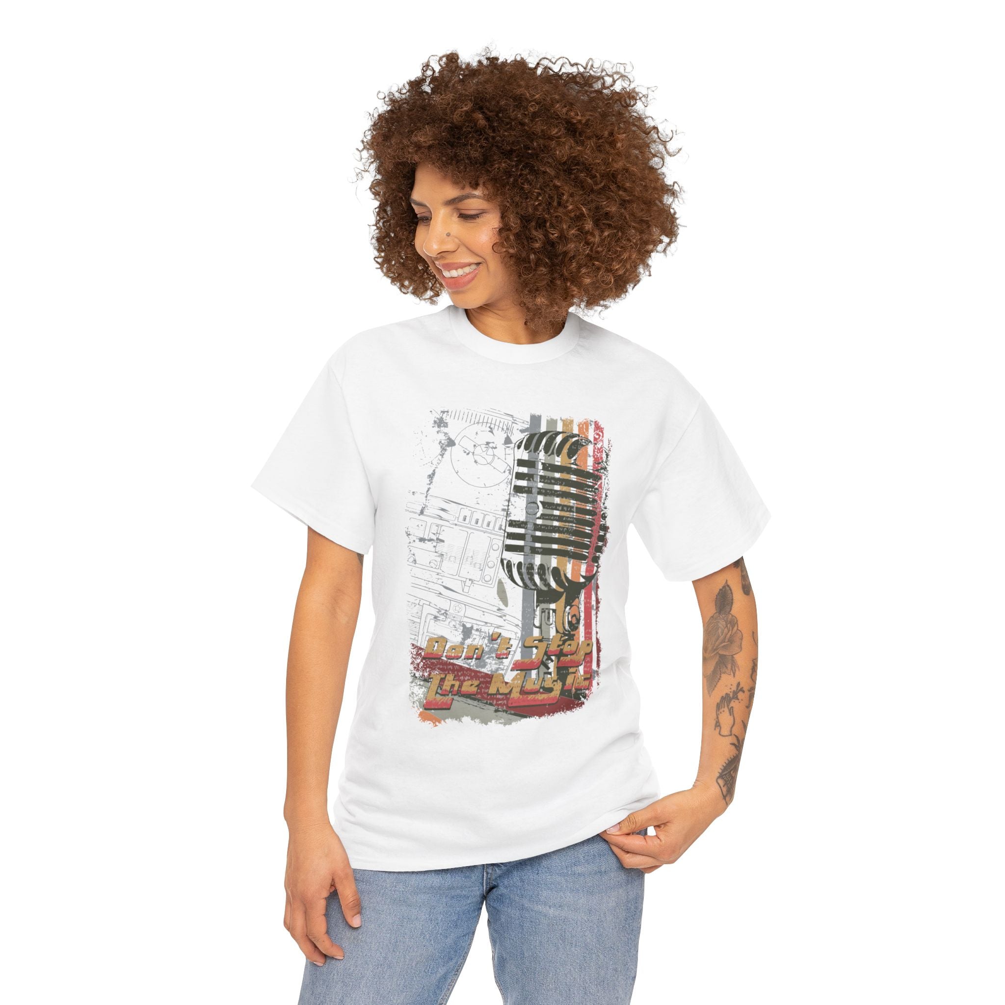 Retro Vibes – Women’s Floral Cassette Heavy Cotton T-Shirt